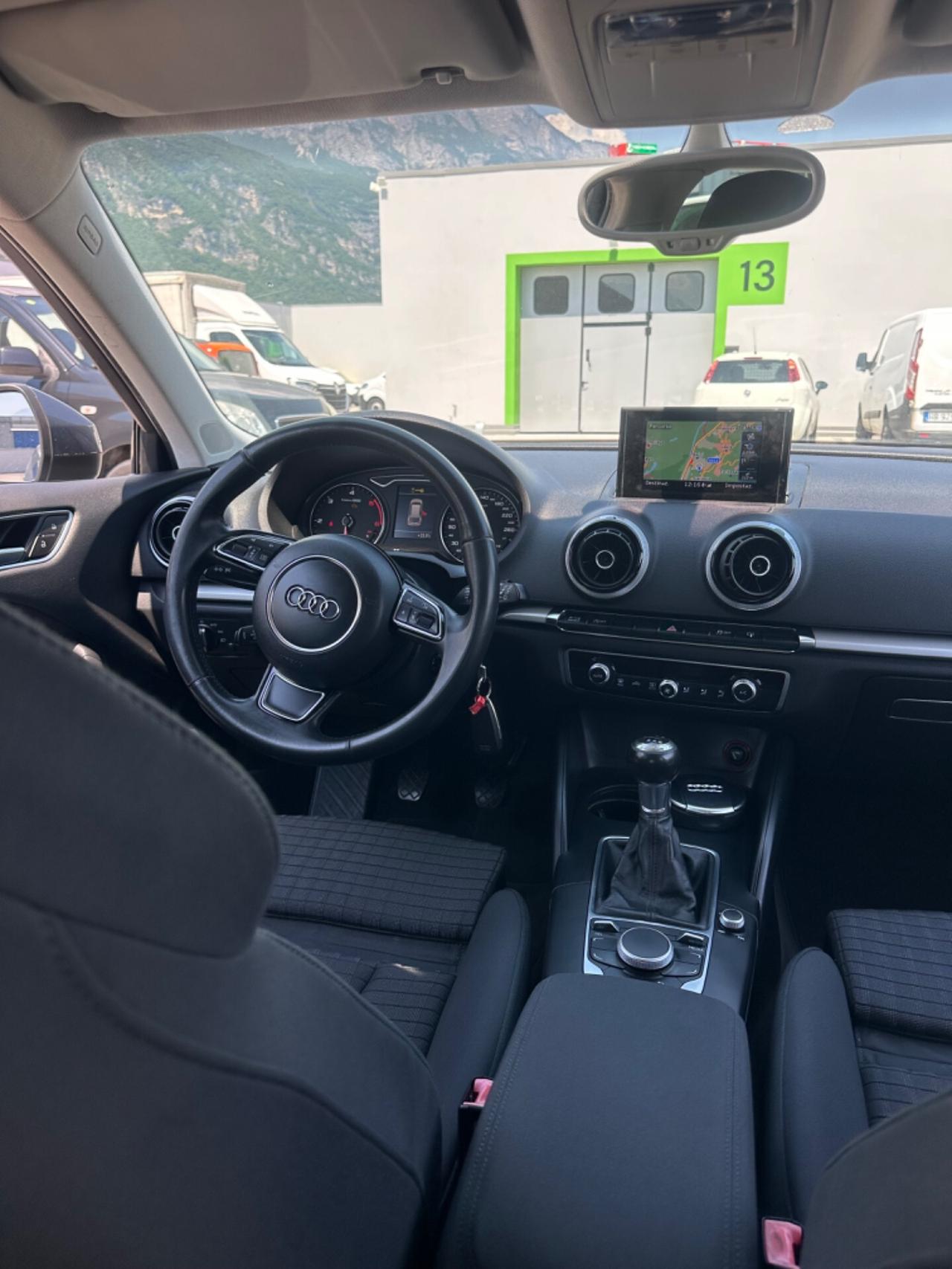 Audi A3 1.6 TDI 6 MARCE ADATTA A NEOPATENTATI