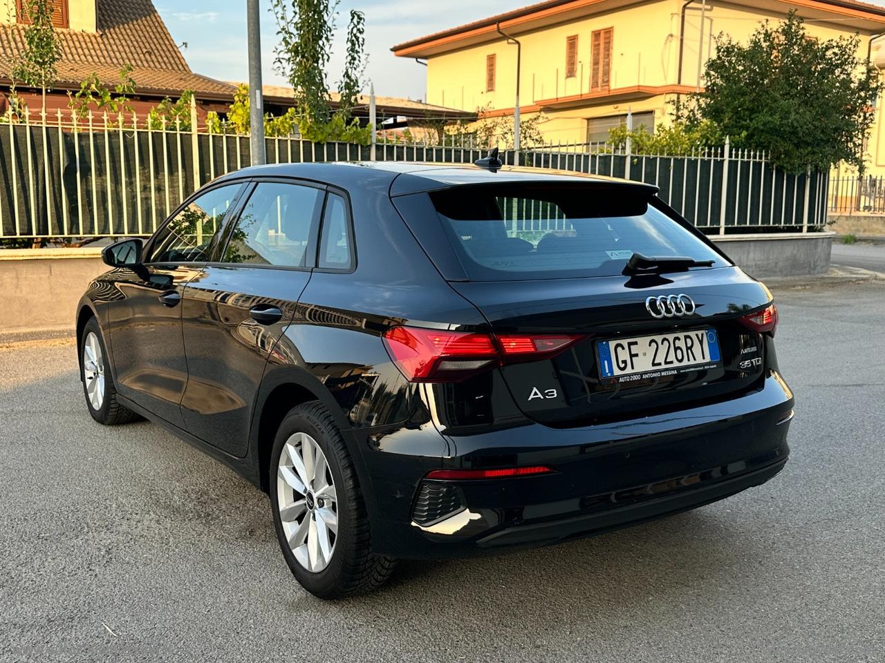 AUDI A3 SPB 35 TDI S tronic Business