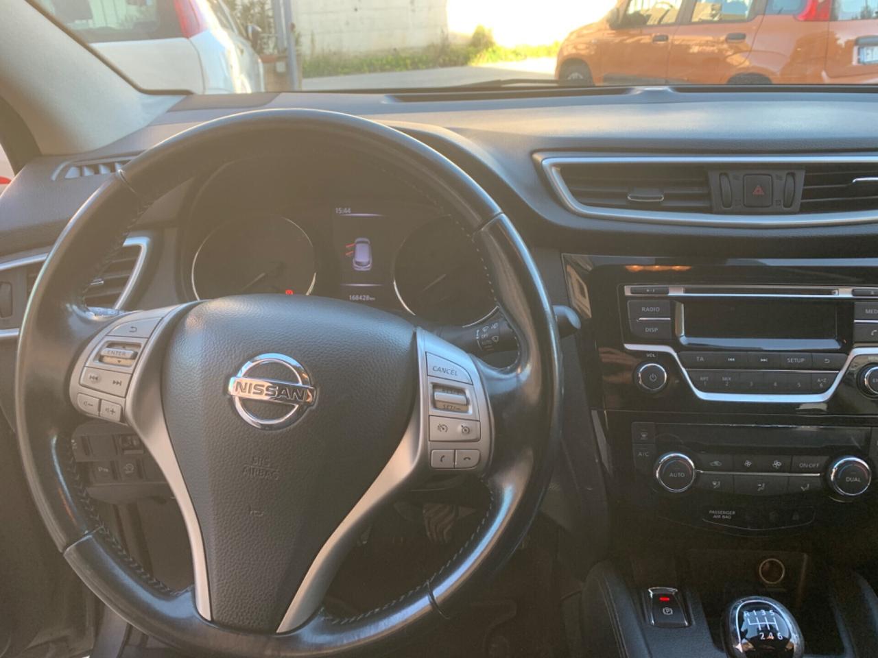 Nissan Qashqai 1.5 dCi Acenta Premium