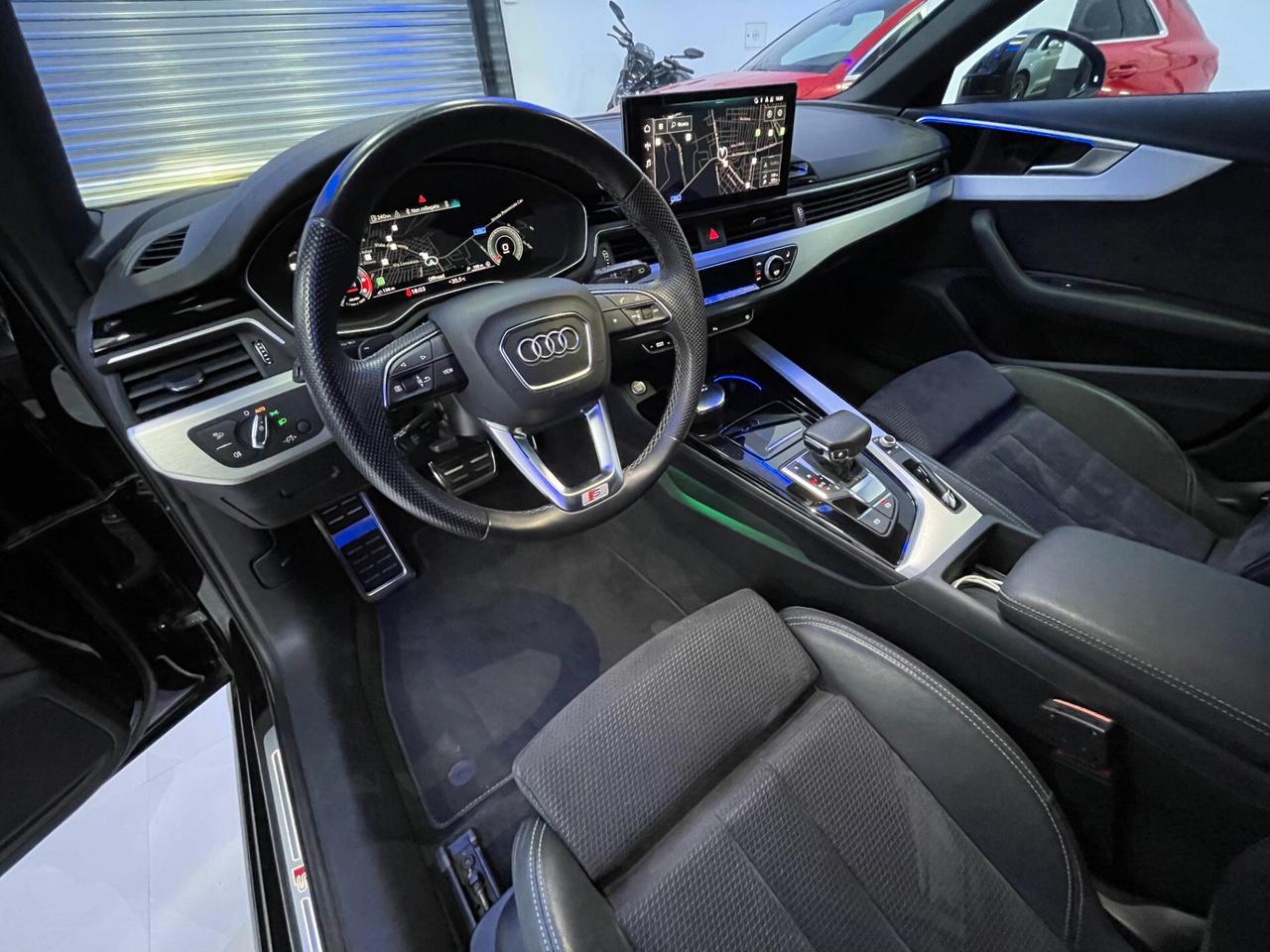 Audi A4 Avant 40 TDI S tronic S line edition