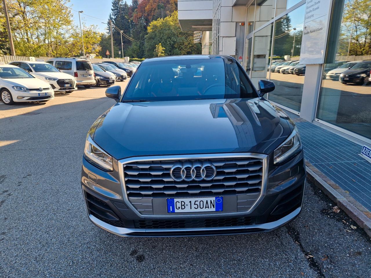 Audi Q2 35 TFSI S tronic Identity Black