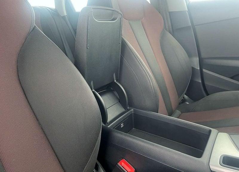 Audi A4 Avant 40 TDI quattro S tronic Business Advanced