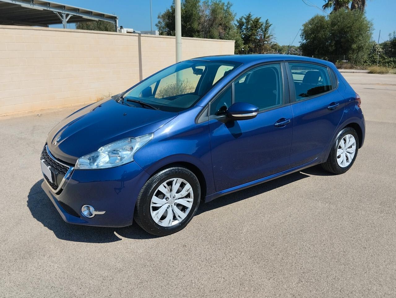 Peugeot 208 1.4 HDi 68 CV 5 porte Access