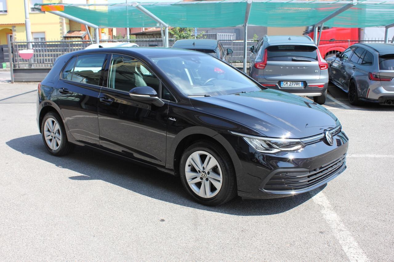 Volkswagen Golf 2.0 TDI 115 CV LIFE NAVY VOLANTE RISCALDABILE ADAPTIVE CRUISE CONTROL