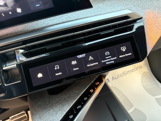 PEUGEOT 3008 Hybrid 136 e-DCS6 GT