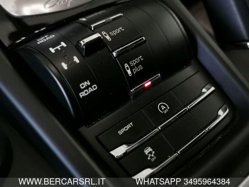 Porsche Cayenne Diesel Platinum Edition 184 KW*TETTO*BOSE*PASM*TELECAMERA*CL_21*APPLE CAR PLAY*Multi