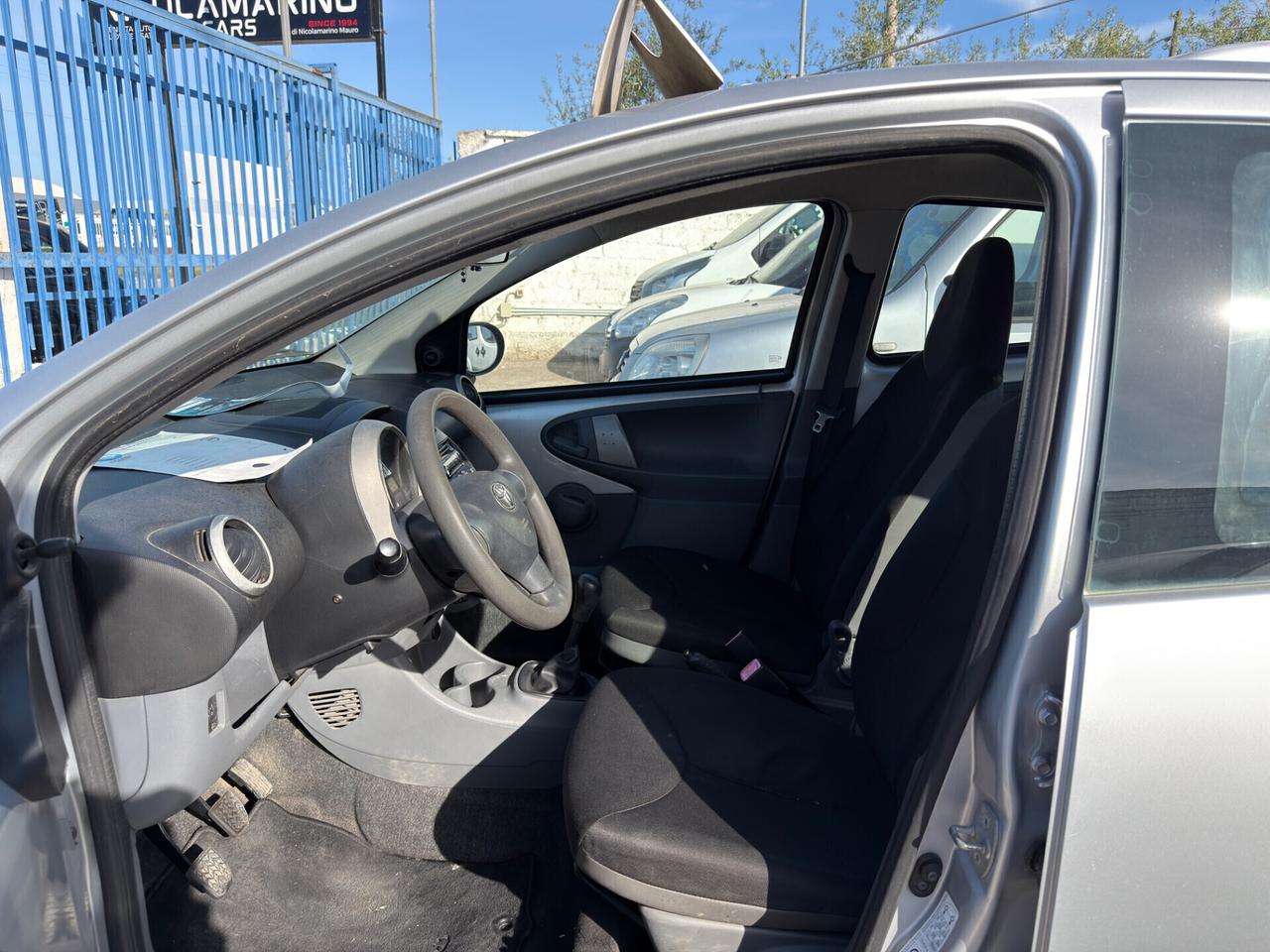 Toyota Aygo 1.0 12V VVT-i 5 porte Sol