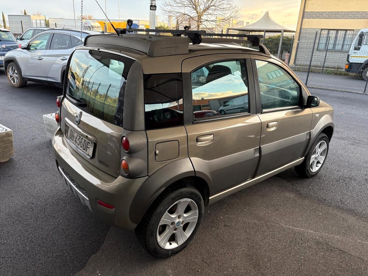 FIAT PANDA CROSS 1.3 MULTIJET 4x4
