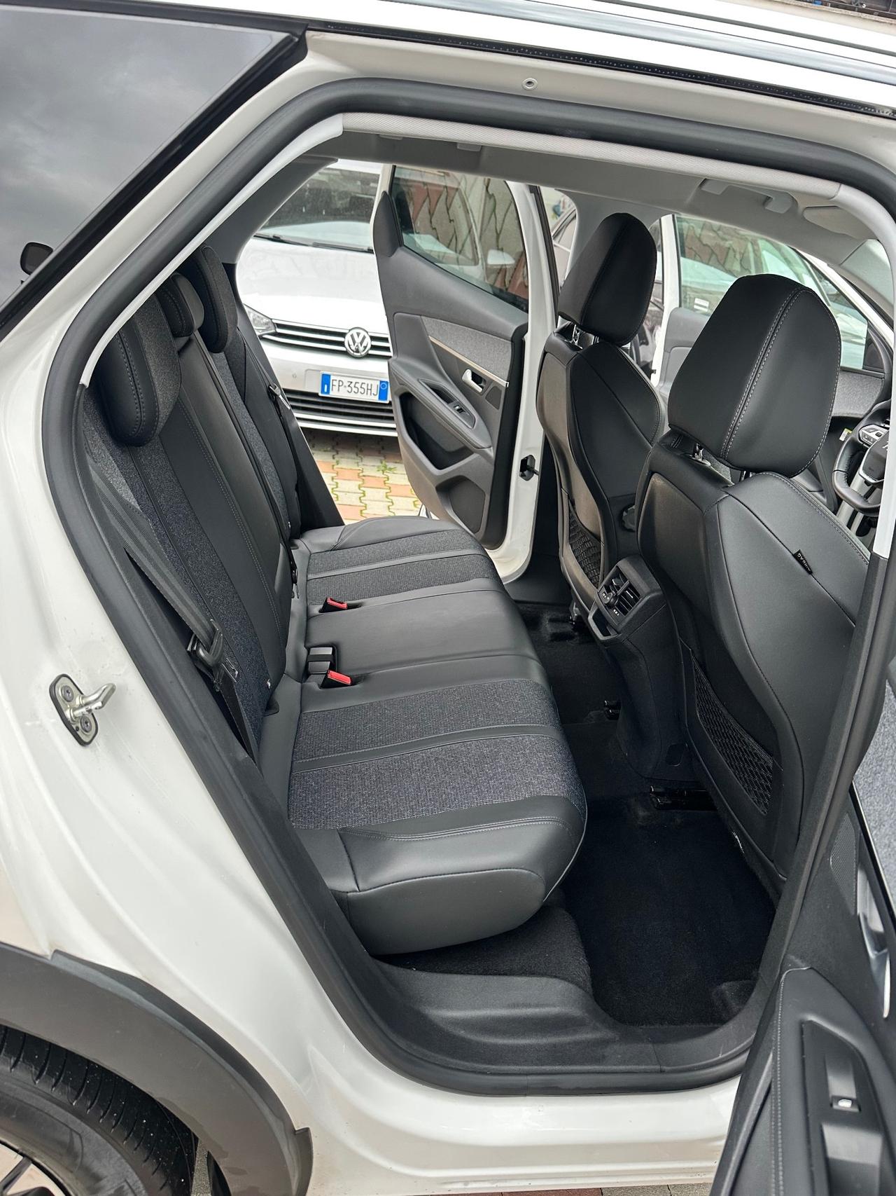 Peugeot 3008 BlueHDi 130 S&S Allure