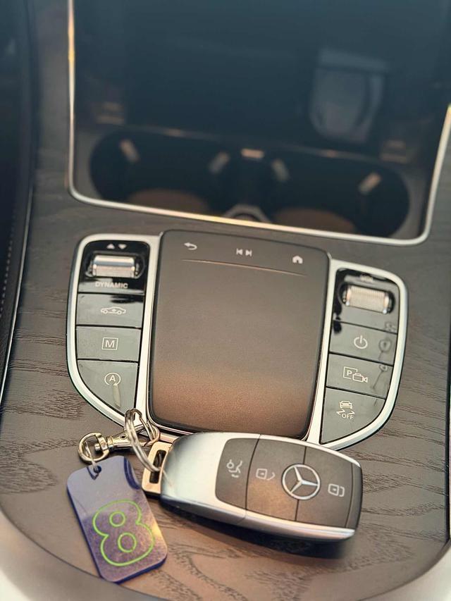MERCEDES-BENZ GLC 220 d 194CV 4MATIC AIRMATIC Premium AMG Night Pack