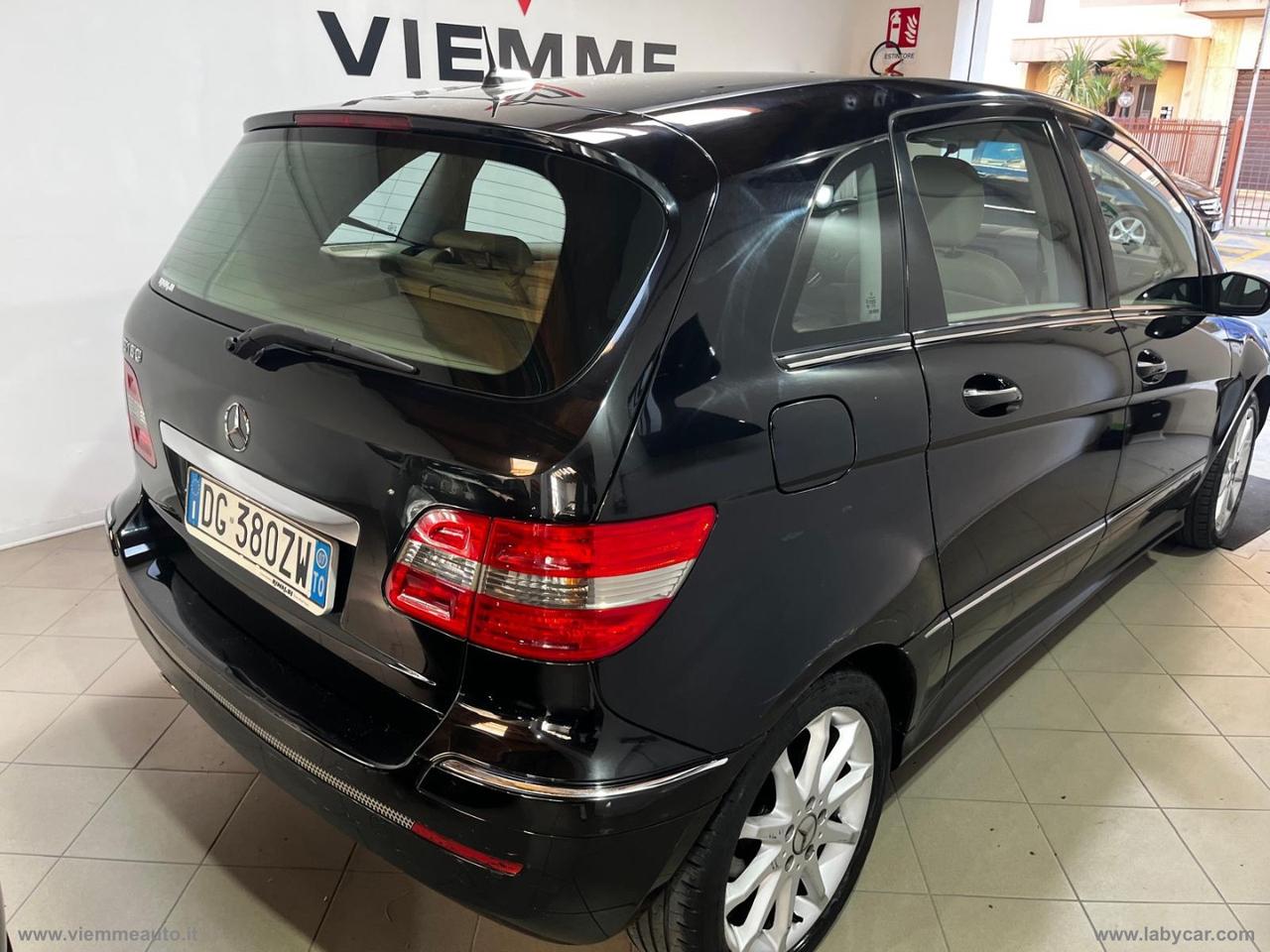 MERCEDES-BENZ B 180 CDI