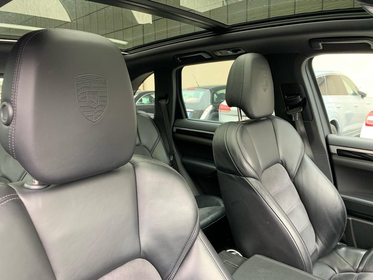 Porsche Cayenne 3.0 Diesel Platinum Edition