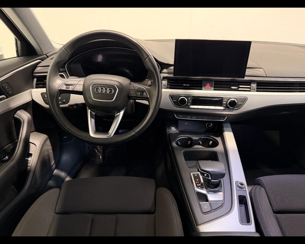 AUDI A4 30 TDI MHEV S-TRONIC S-LINE EDITION