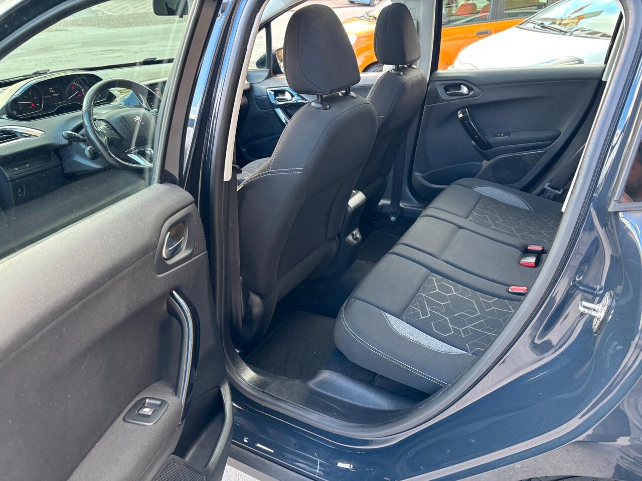 Peugeot 2008 BlueHDi TETTO PANORAMICO -2019