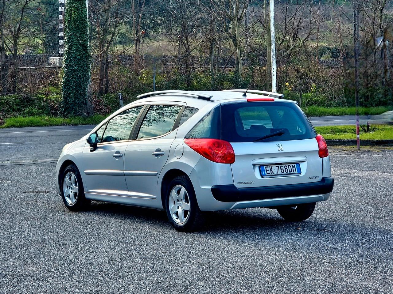 Peugeot 207 1.4 8V 75CV SW SPECIAL EDITION 2011-E5 NEO