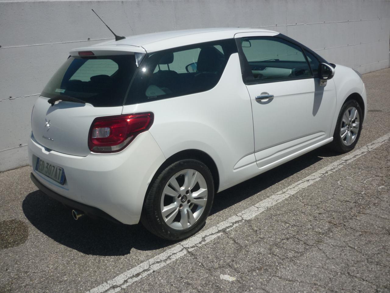 DS 3 1.4 VTi 95 Chic Km 86.00