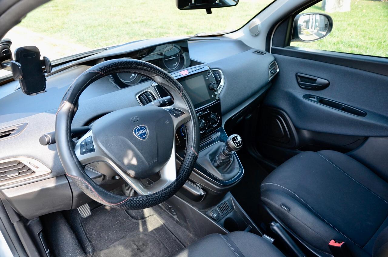LANCIA YPSILON 1.2 GOLD ECOCHIC GPL 69cv, UNICOPROPRIETARIO, EURO 6D, APPLE ANDROID, CLIMA, PERMUTE