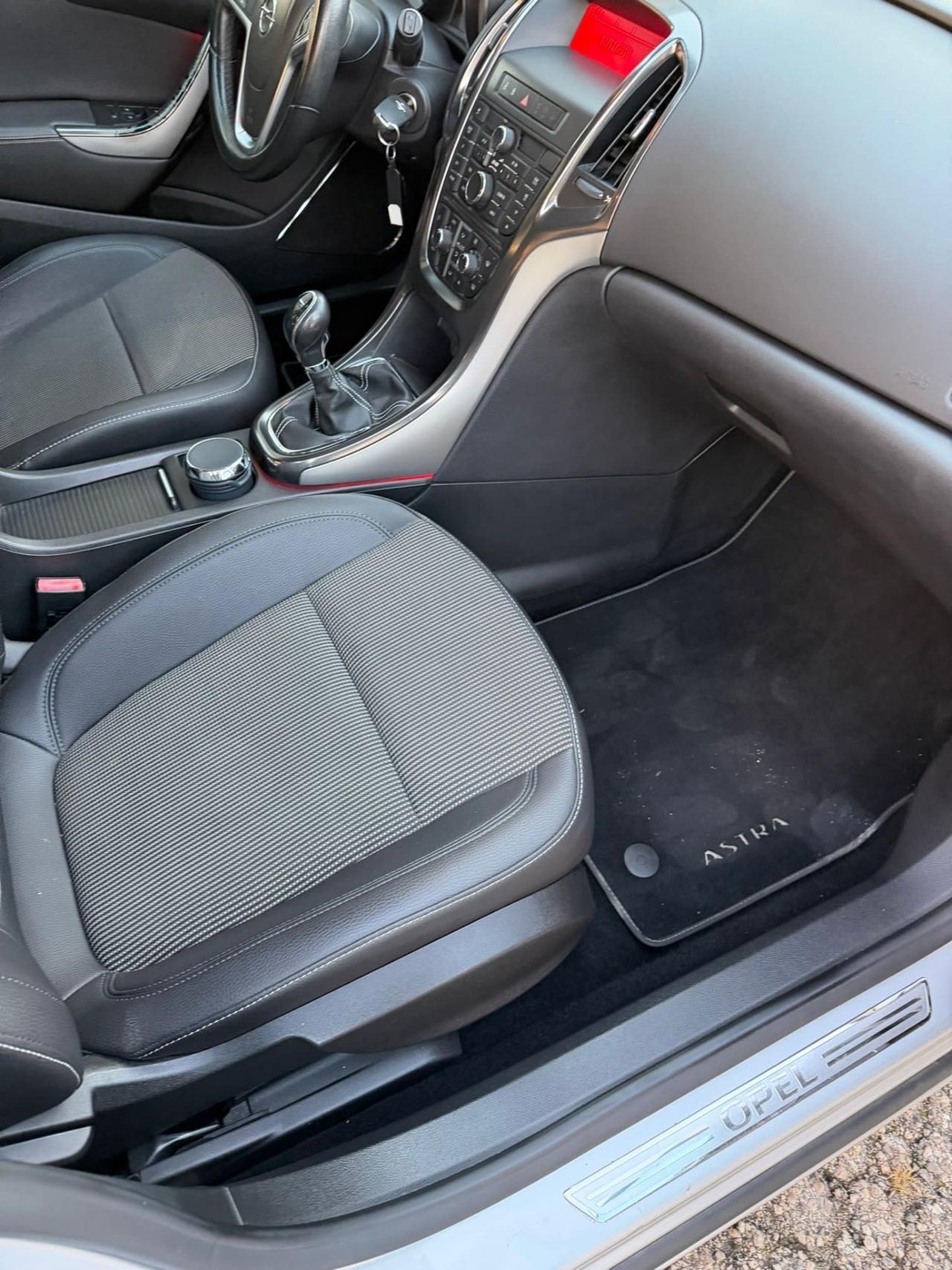 Opel Astra 1.7 CDTI 110CV 5 porte Cosmo ANNO 20-“