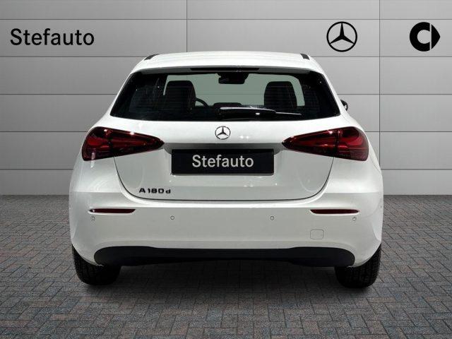 MERCEDES-BENZ A 180 d Automatic Advanced