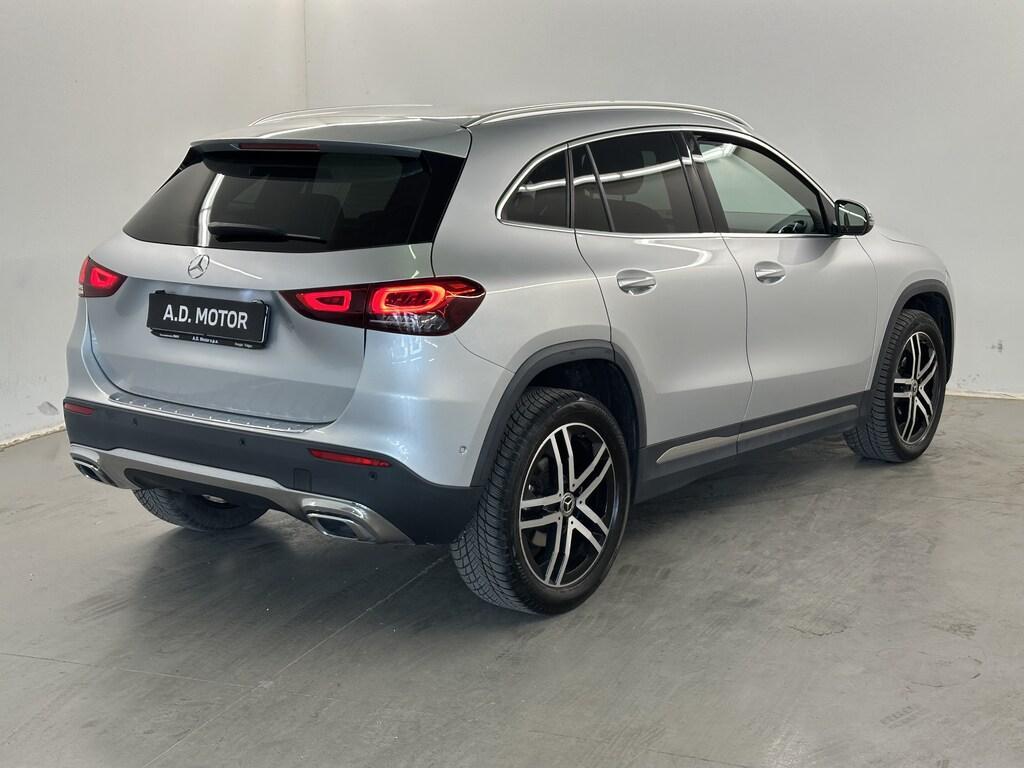 Mercedes GLA 200 200 D Business 8G-DCT