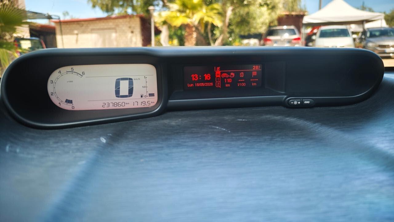 Citroen C3 Picasso 1.6 HDi 90cv Exclusive per neopatentati