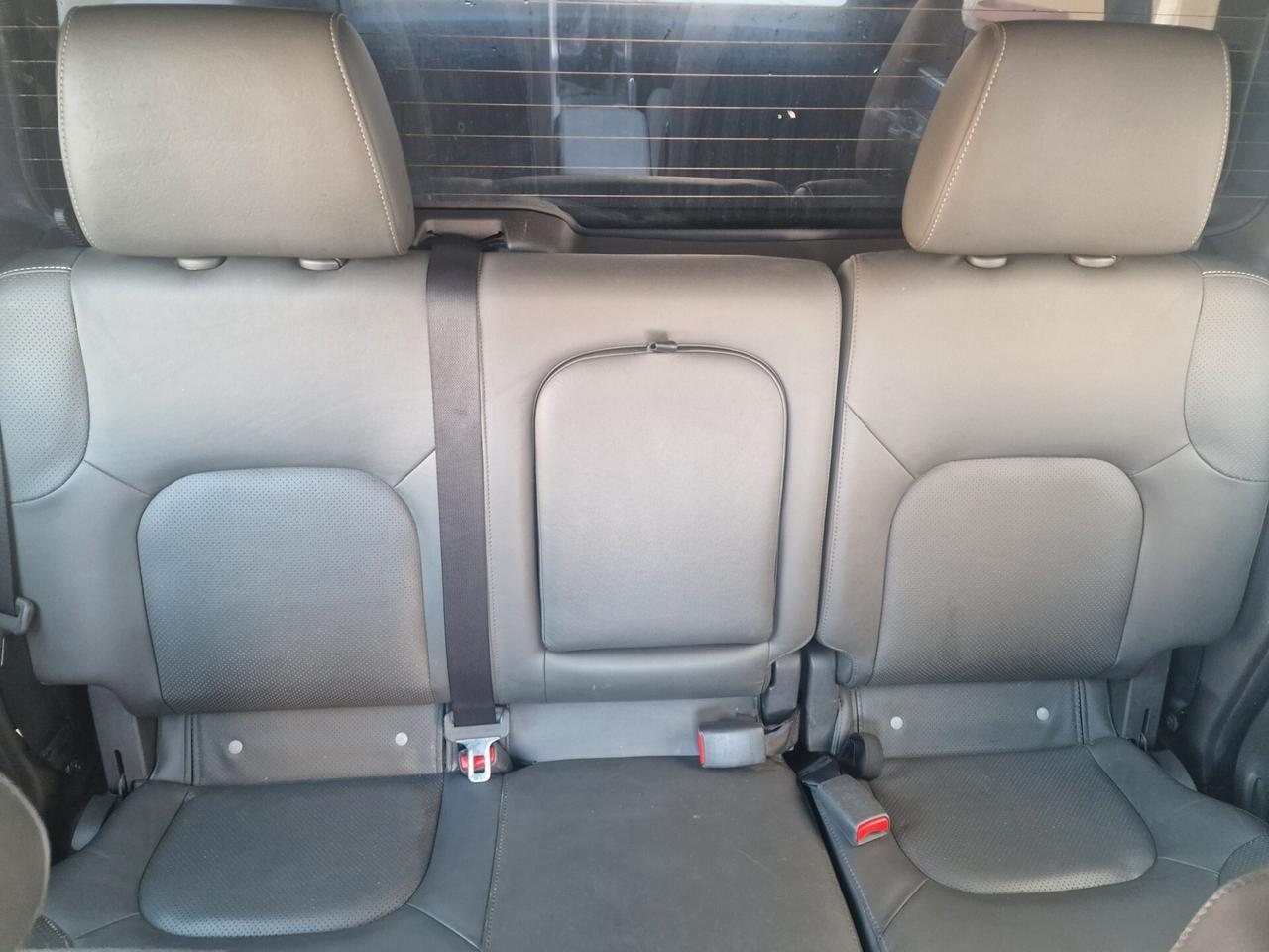 Nissan Navara 2.5 dCi 190CV