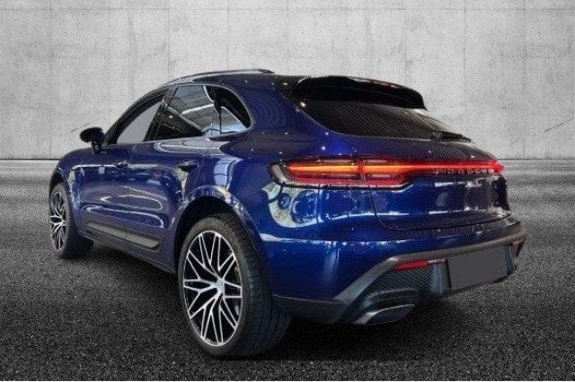 PORSCHE Macan 2.0