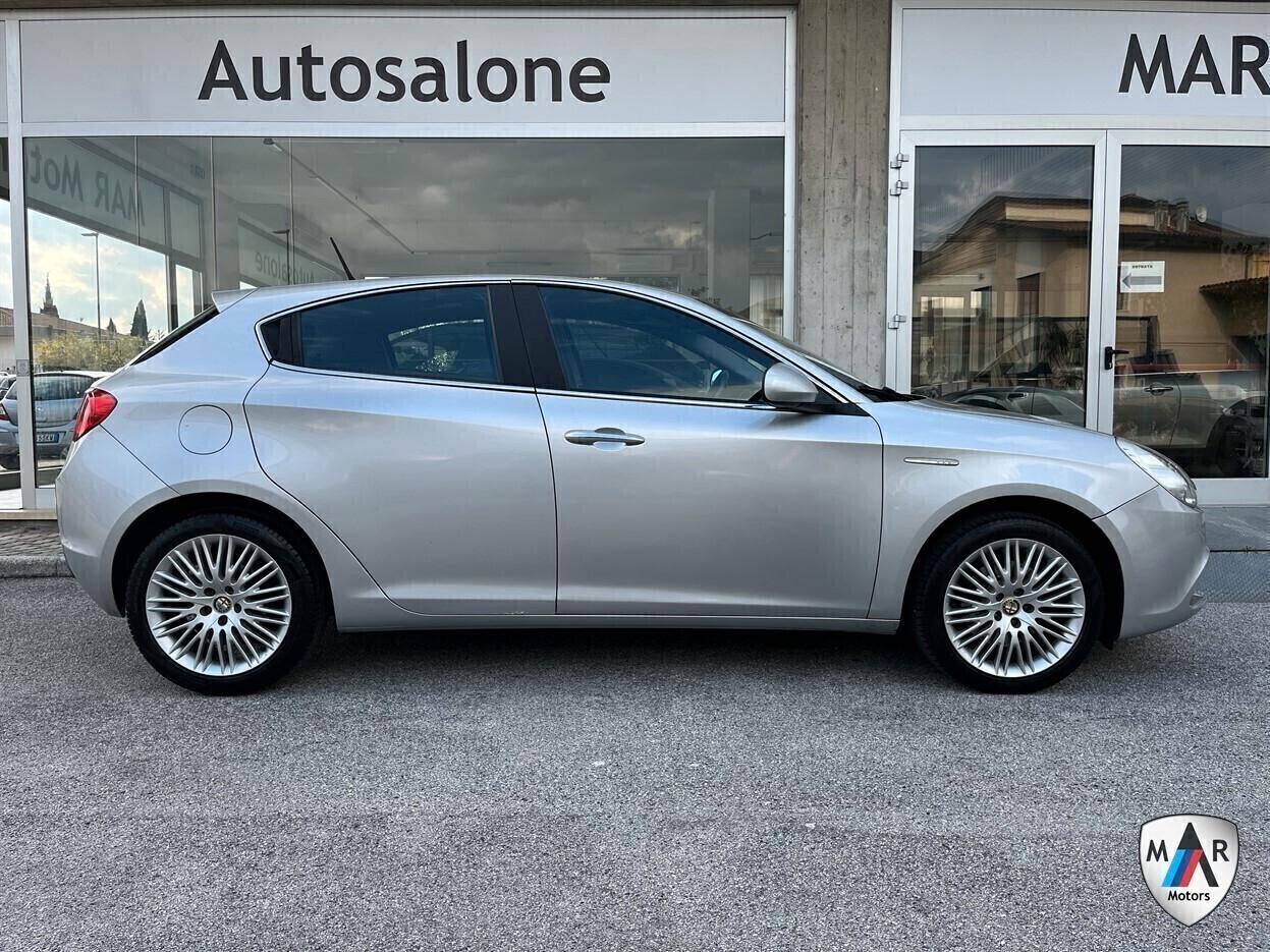Alfa Romeo Giulietta 2.0 JTDm-2 170 CV Distinctive