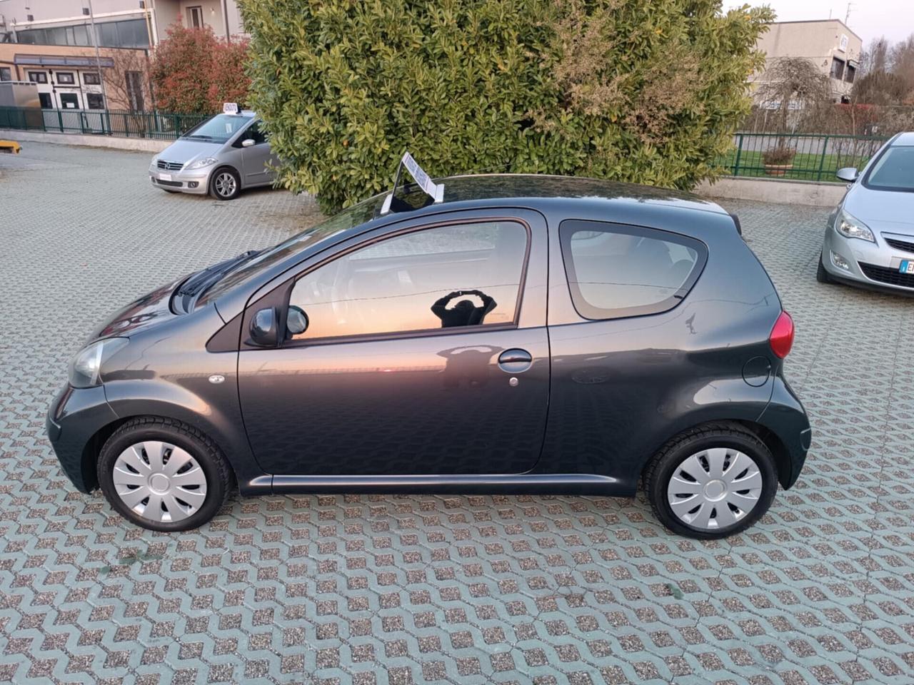 Toyota Aygo 1.0 12V VVT-i 3 porte