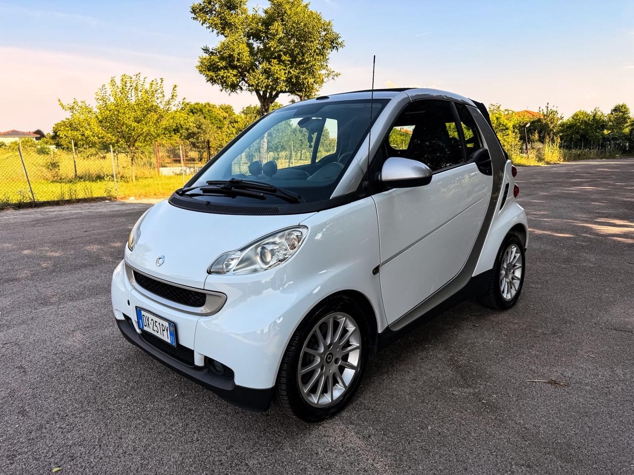 Smart ForTwo 1000 62 kW cabrio passion