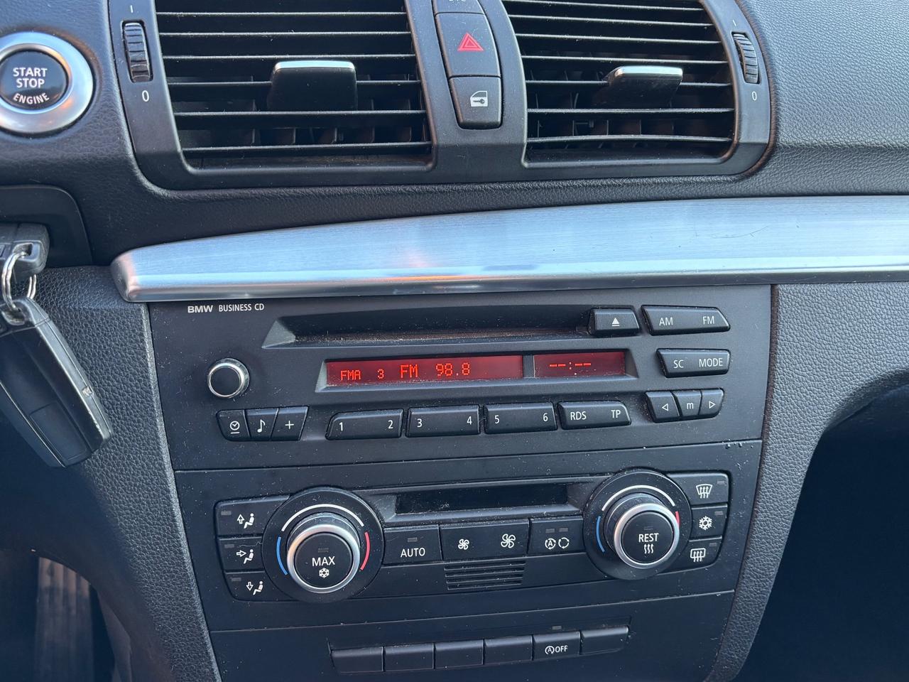 Bmw 118 118d serie 1 attiva 5 porte