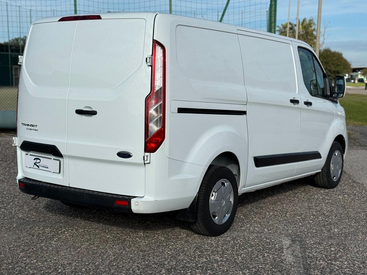 Ford Transit Custom 300 VAN L1 H1 2.0 TDCI 130CV