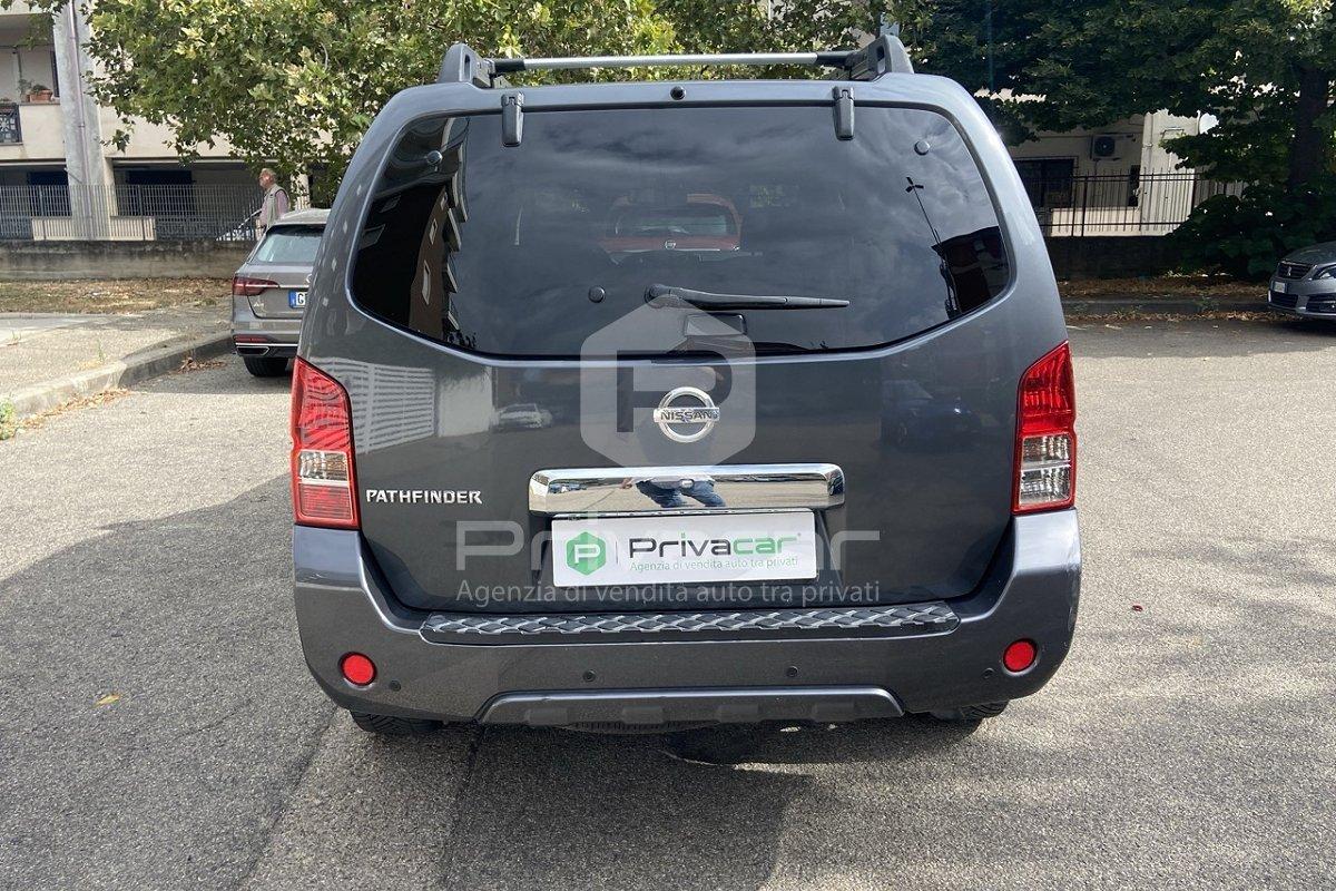 NISSAN Pathfinder 2.5 dCi LE