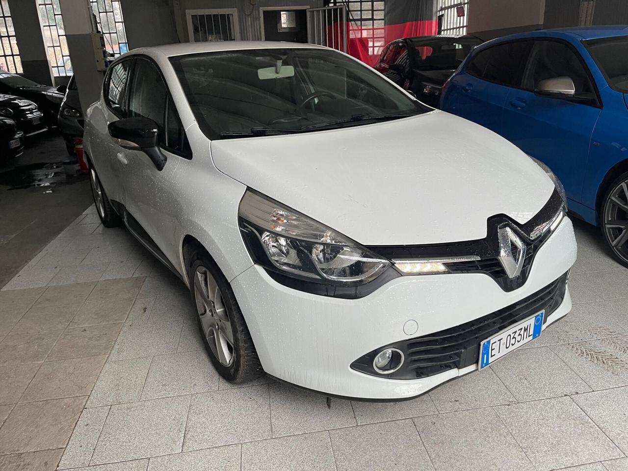 Renault Clio 1.2 75CV 5 porte Wave