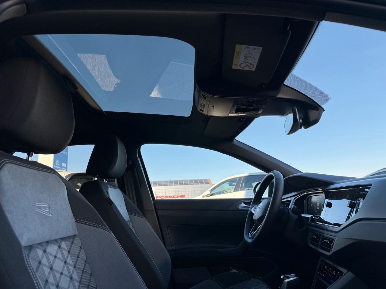 Volkswagen Taigo 1.0 tsi R-Line 115cv dsg / NO VINCOLI / TETTO /18