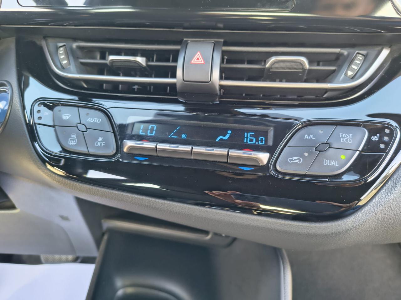 Toyota C-HR 1.8 Hybrid E *PREZZO SENZA VINCOLI*