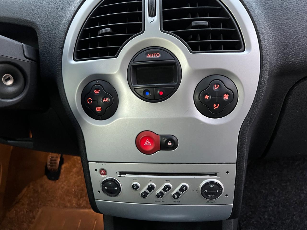 Renault Modus Grand 1.2 16V Dynamique