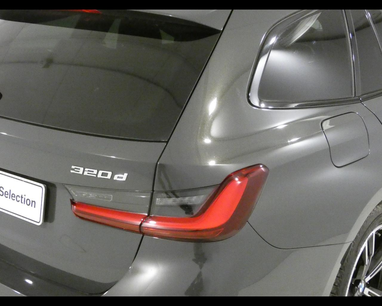 BMW Serie 3(G20/1-80/1) - 320d 48V Touring Msport Pro