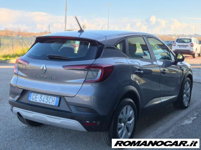RENAULT Captur Blue dCi 115 CV EDC Business Navy
