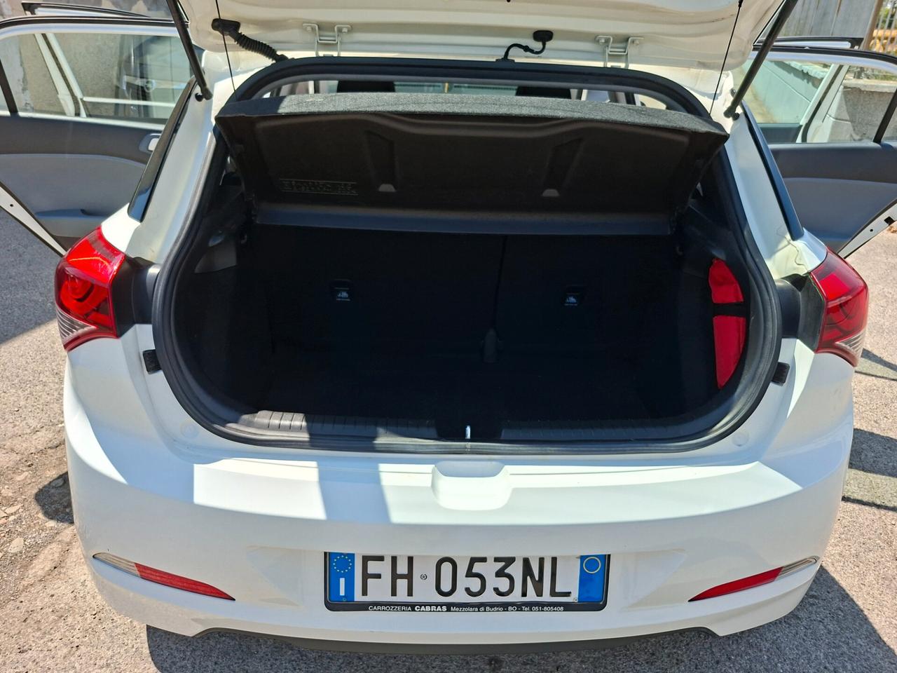 Hyundai i20 1.2 5 porte Econext Classic