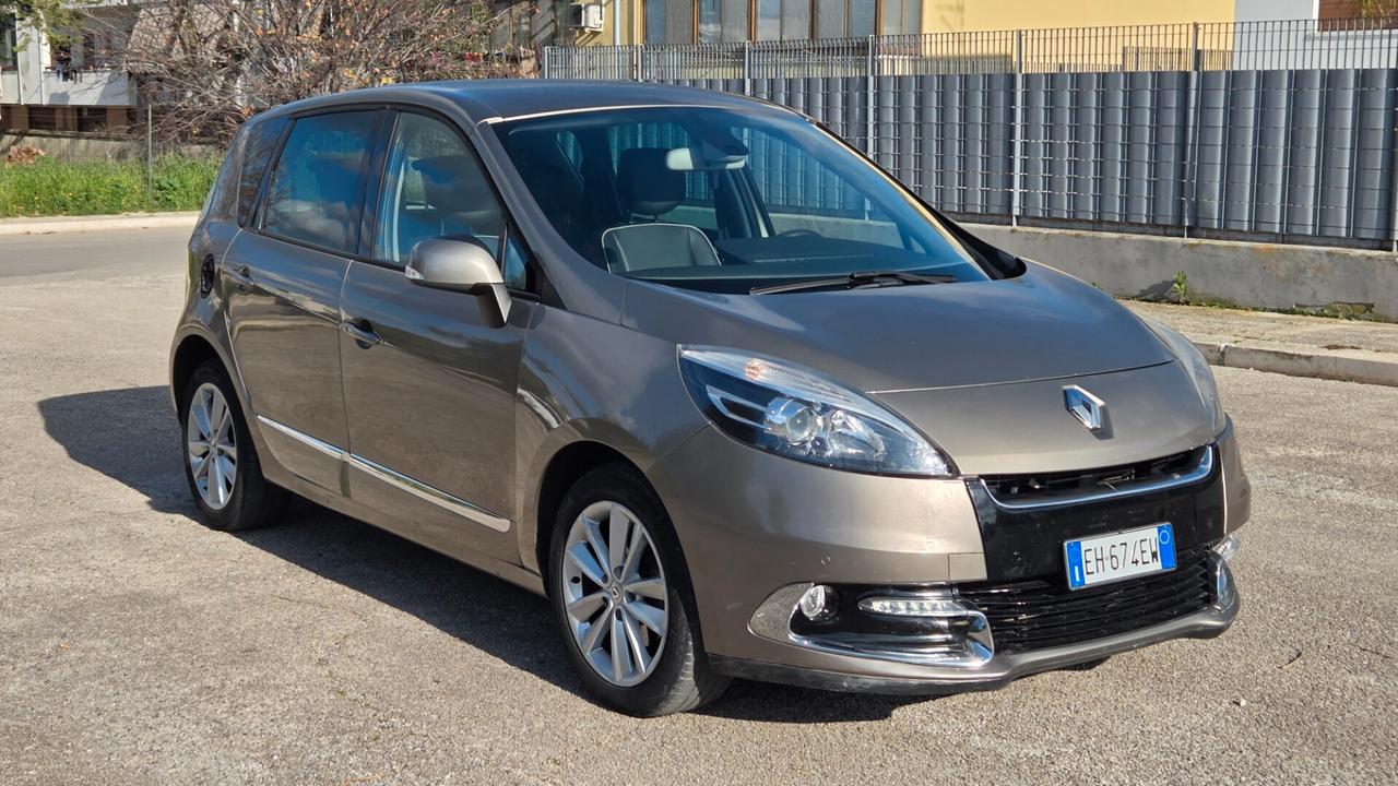 Renault Scenic Scénic X-Mod 1.5 dCi 110CV Luxe