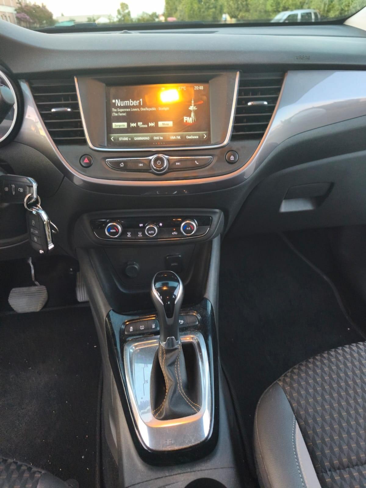 Opel Crossland X 2019---1.5 Diesel Automatica