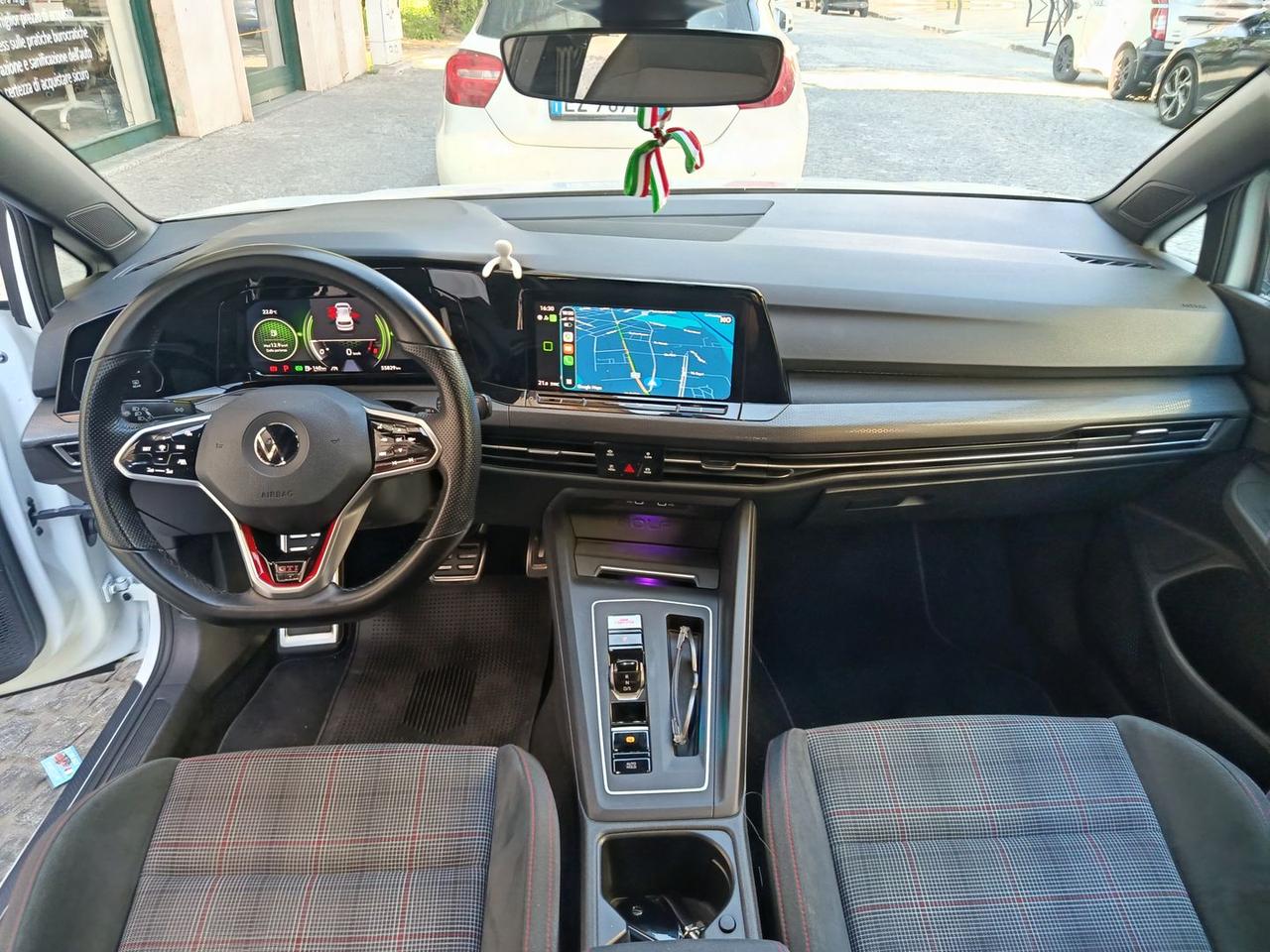 Volkswagen Golf Ultimate 2.0 TSI GTI #10337