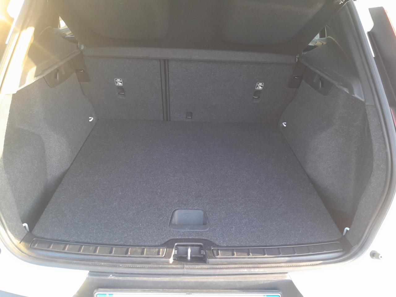 VOLVO XC40 D3 BUSINESS 150CV