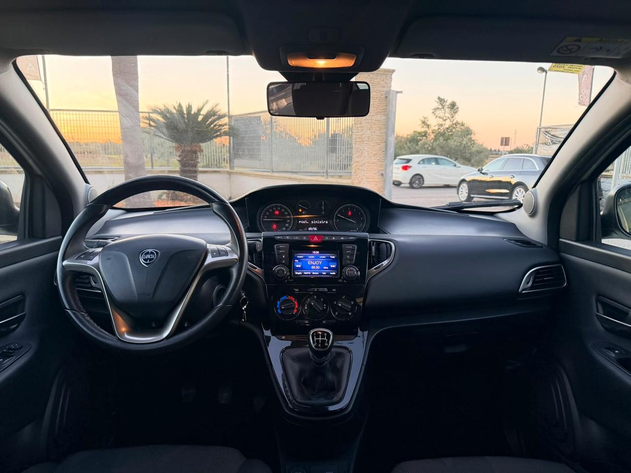 Lancia Ypsilon 1.2 69 CV 5 porte GPL Ecochic Gold