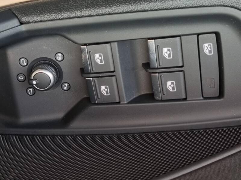 Audi A3 30 TDI S tronic Business