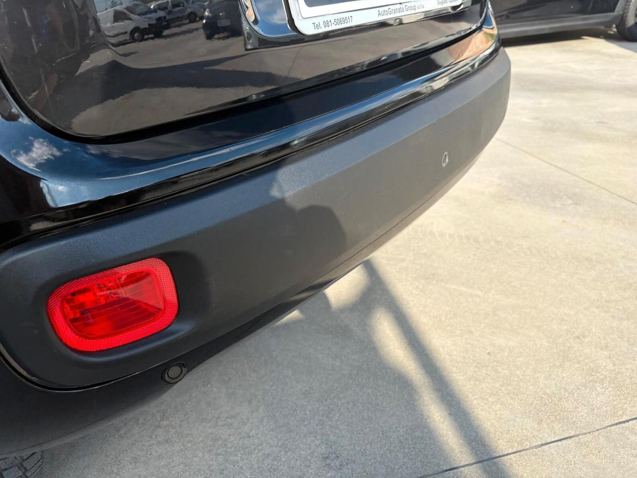 Fiat Panda 1.2 Lounge 69cv UConnect NEOPATENTATI