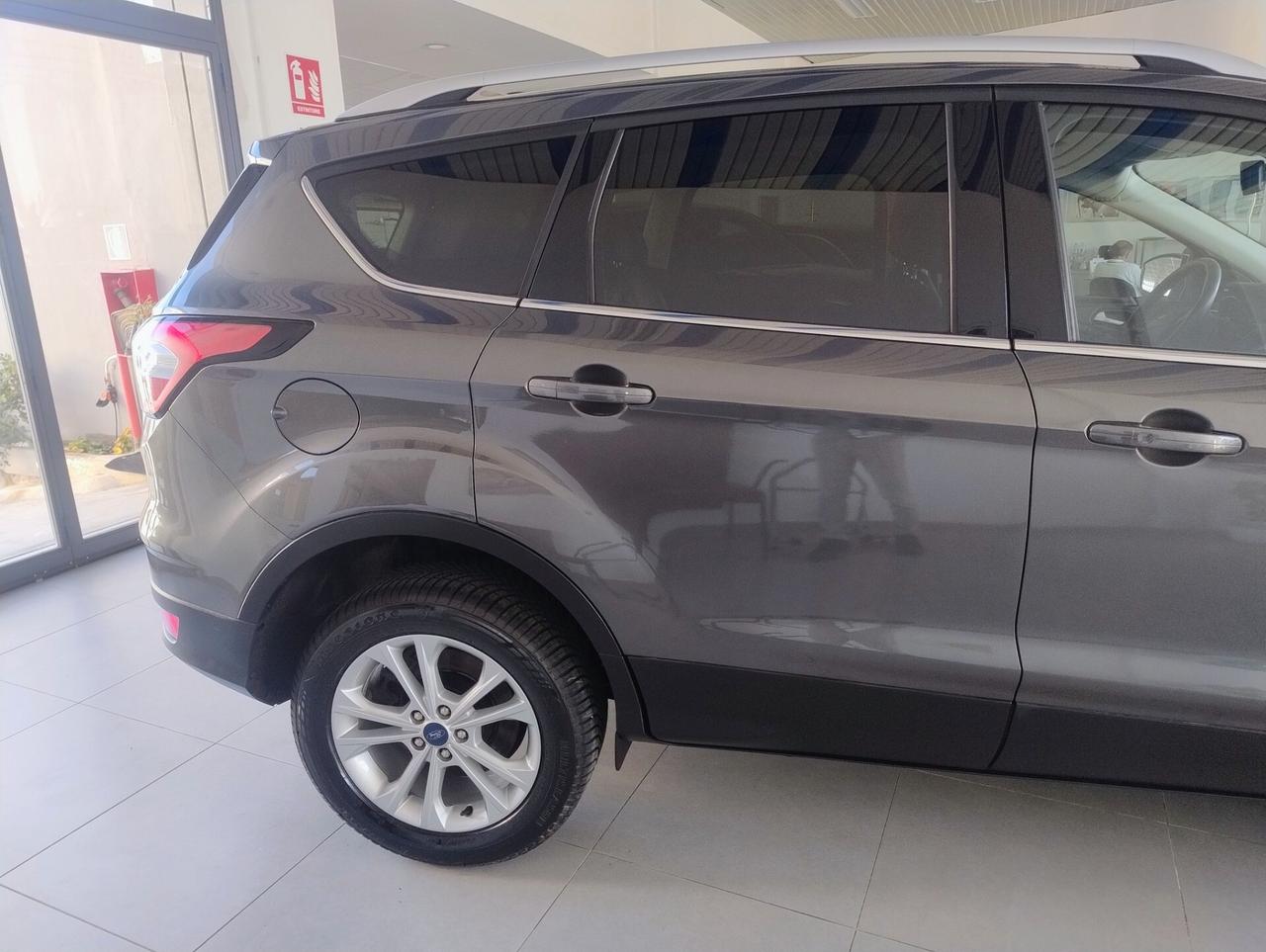 Ford Kuga 1.5 TDCI 120 CV S&S 2WD Titanium