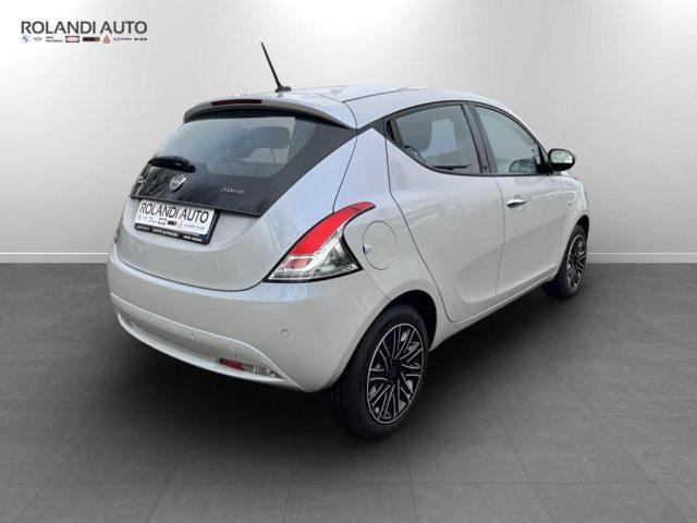 LANCIA Ypsilon 1.0 hybrid Gold s&s 70cv