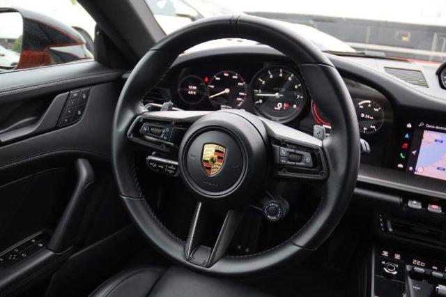 PORSCHE 911 992 Carrera 4 GTS Orange Lava